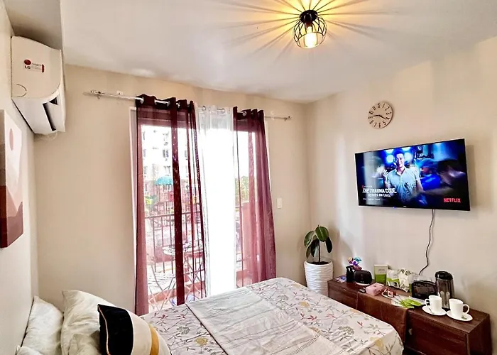 Retreat With Balcony And Pool Apartment Lapu-Lapu City